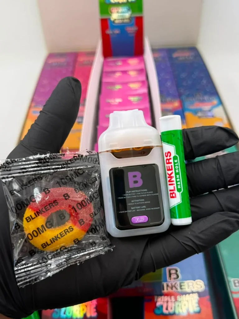 Blinkers Flip Triple Snack 2G Disposable Ice Cream X Slurpie